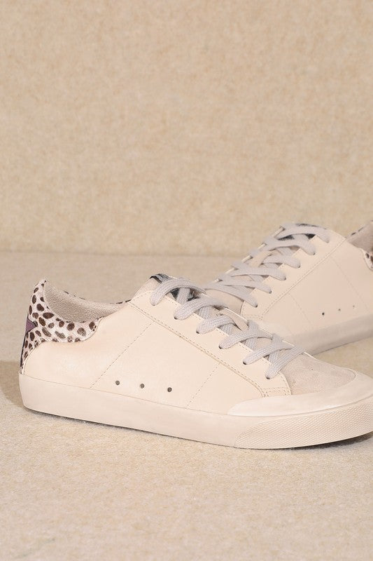 Casual Leopard Star Sneakers