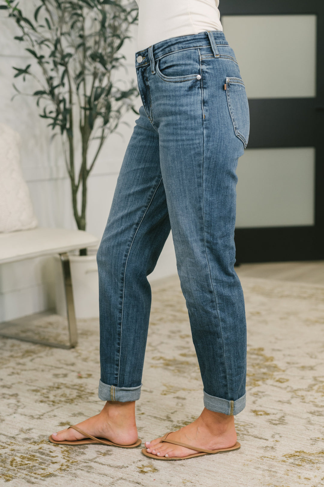 Zoey Mid Rise Billie Boyfriend Jean in Everyday Indigo