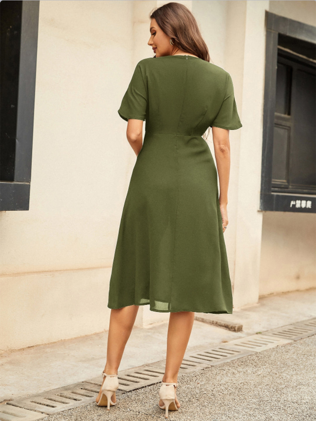 PRE-ORDER: Round Neck Short Sleeve Midi Dress