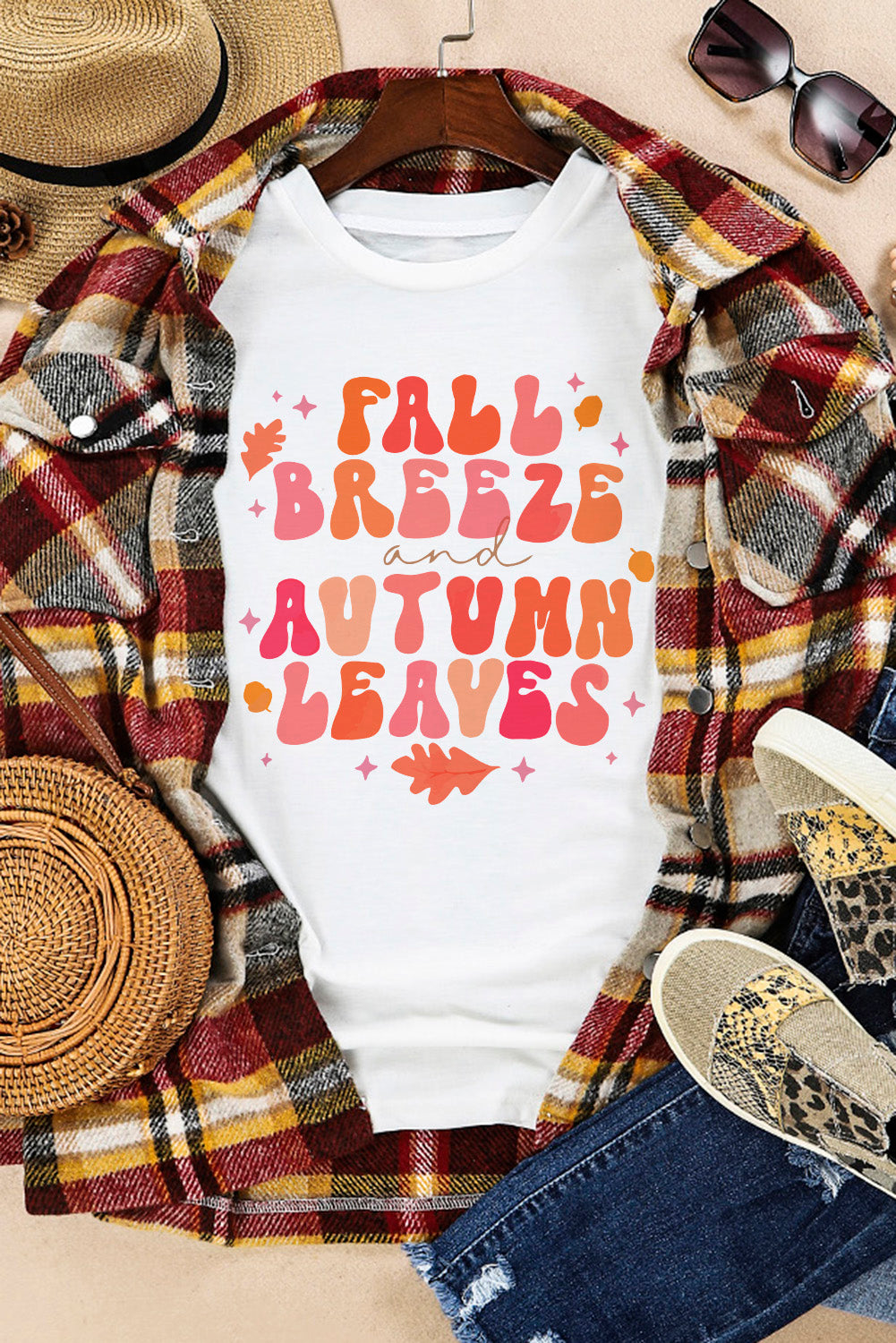 FALL BREEZE AUTUMN LEAVES Graphic T-Shirt