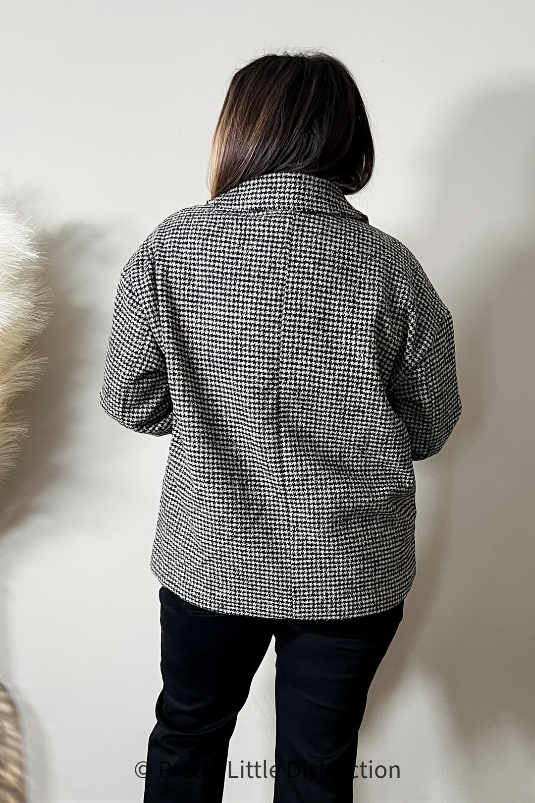 Collared Houndstooth Button Down Wool Blend Jacket